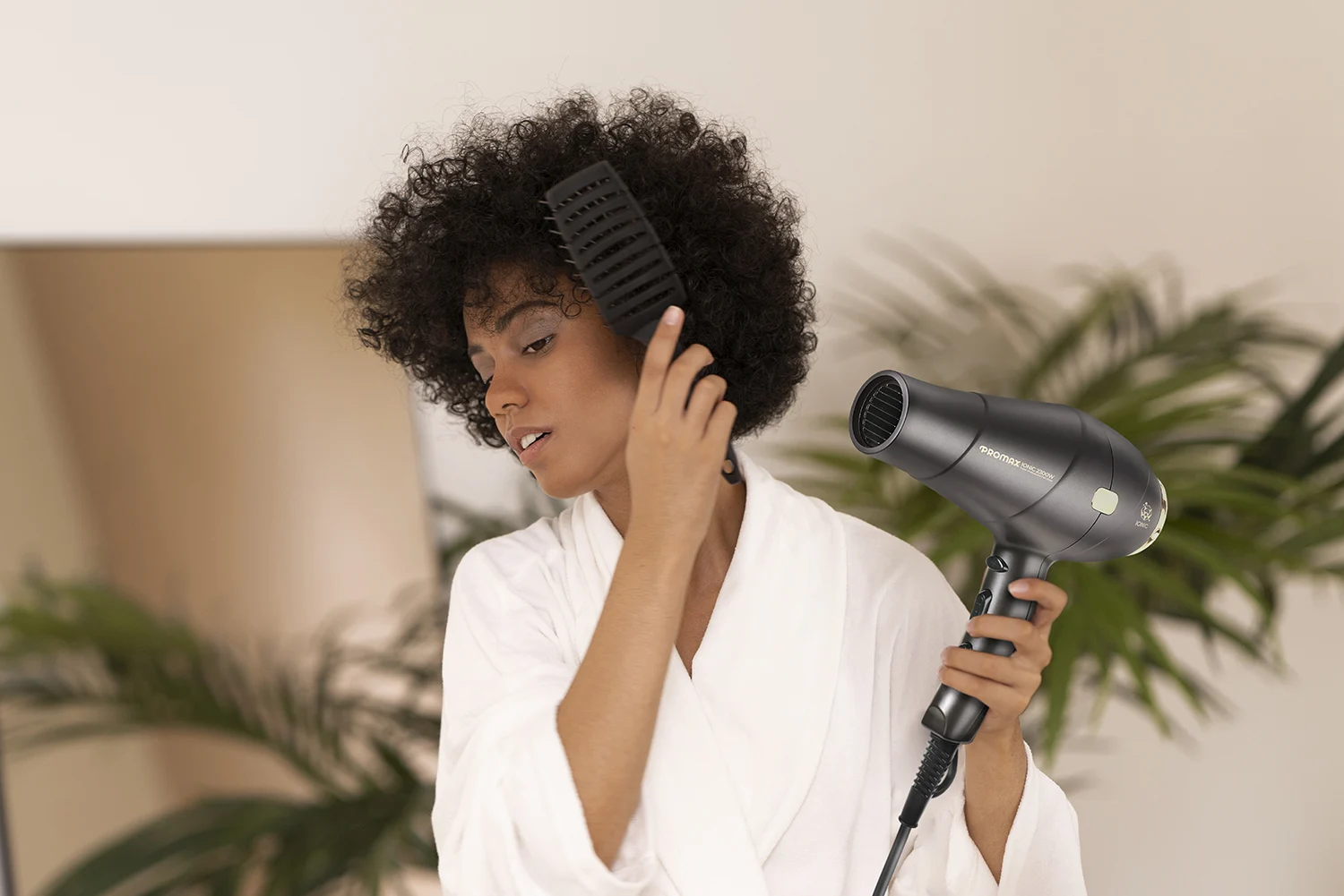 سشوار موی فر